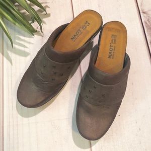 NAOT Mules Brown Leather Size 5 EUC